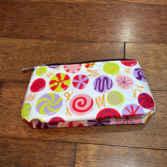 Clinique cosmetic bag - Picture 2 of 2